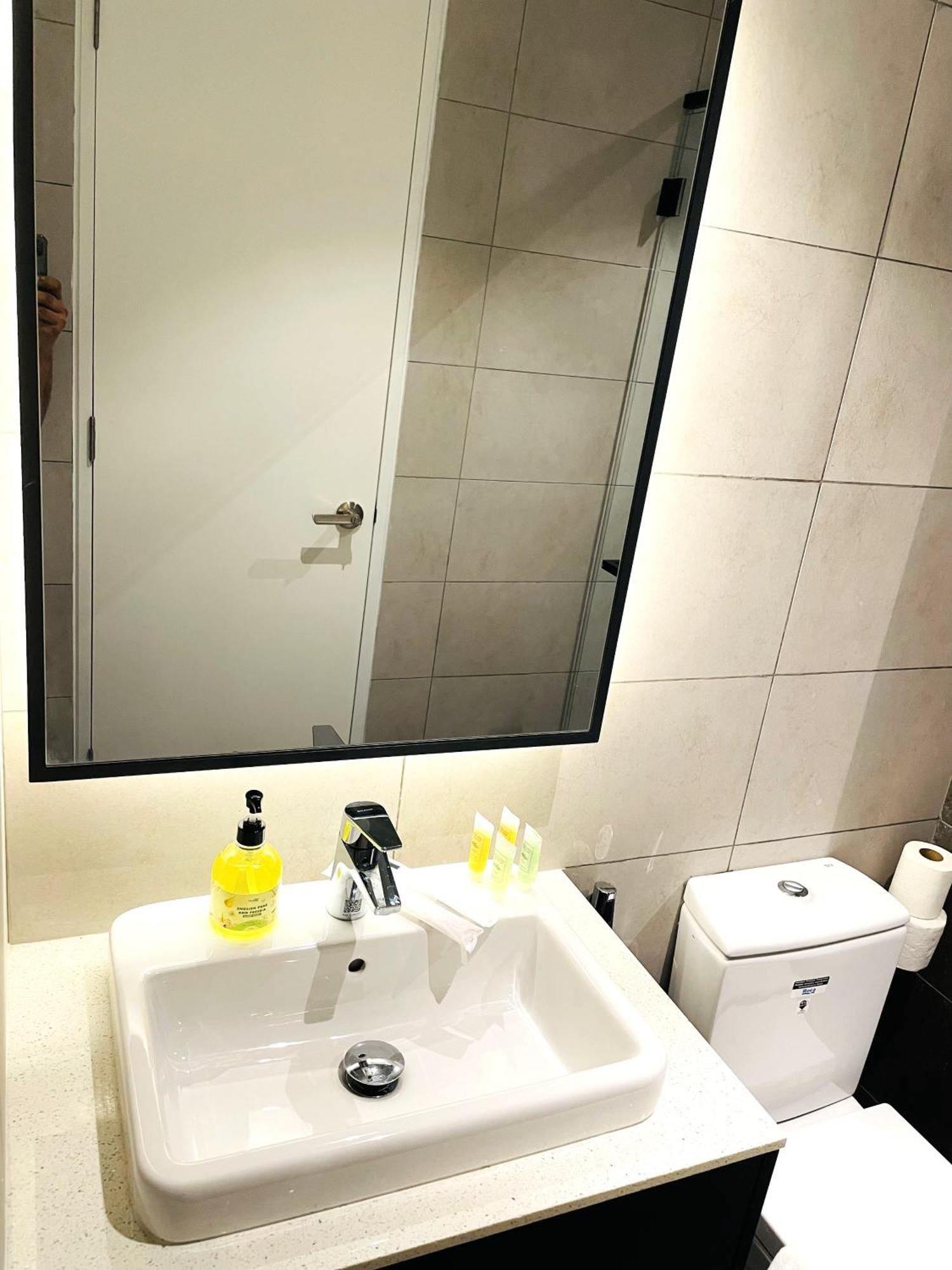 Axon By Bukit Bintang Comfy Hotel